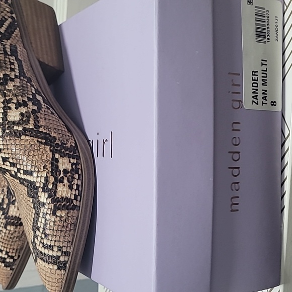 Ankle boots - Picture 4 of 4